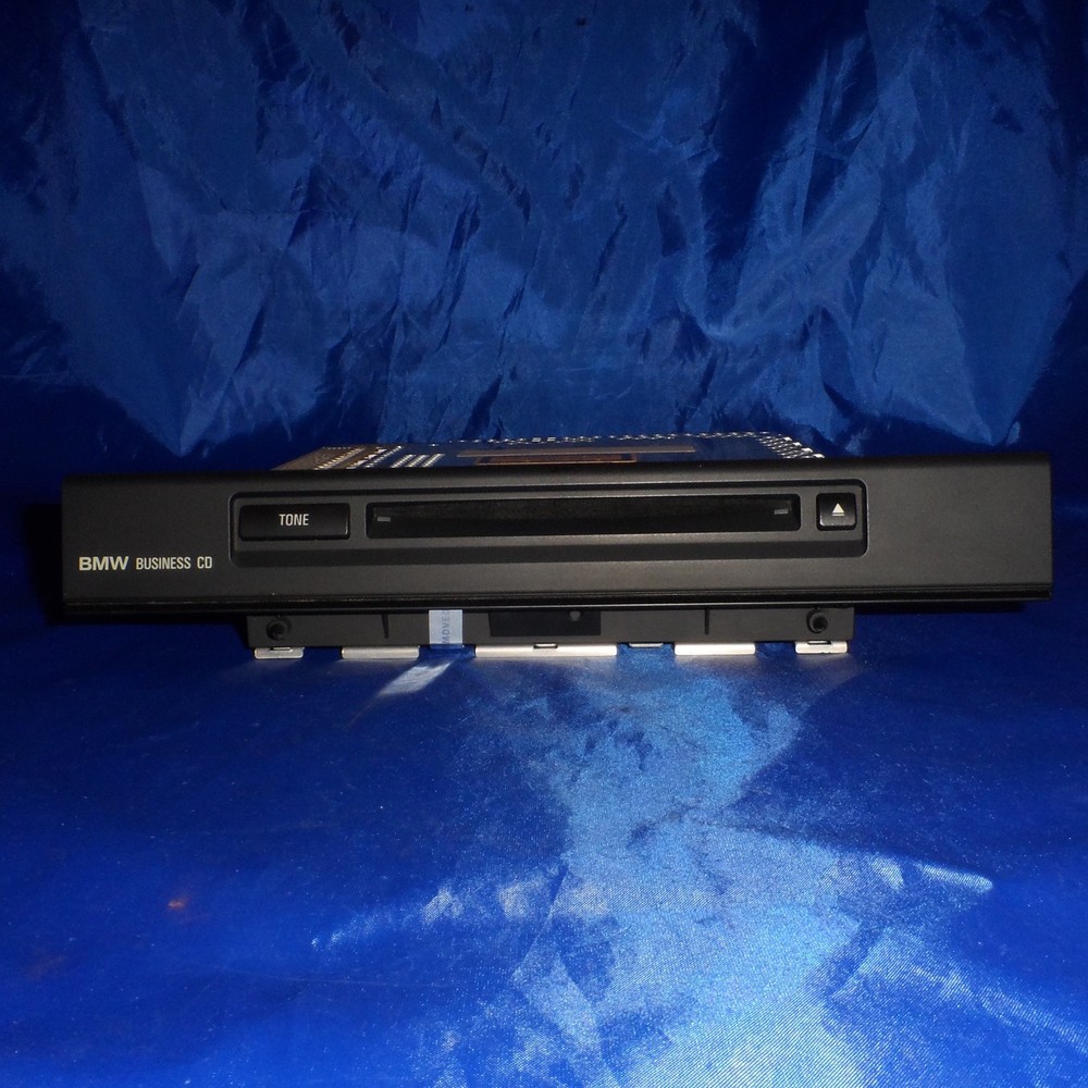 01-05 BMW e39 e53 CD Player Unit, 65126908783