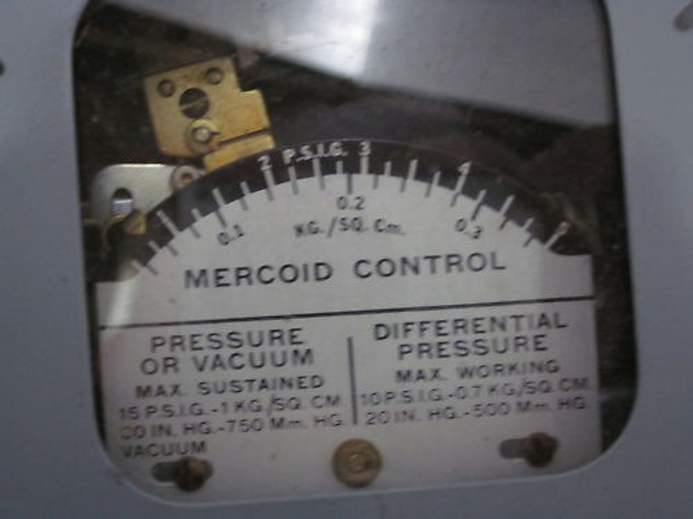 Mercoid Control pressure control switch PG-3-P2