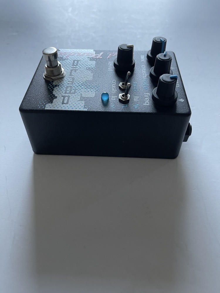 Red Panda Bitmap V1 Bitcrusher Bit Map Modulation Guitar / Bass Effect Pedal