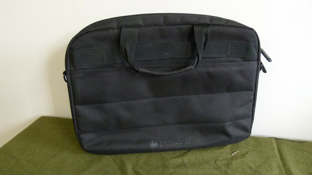 HP Black Padded Messenger Laptop Bag