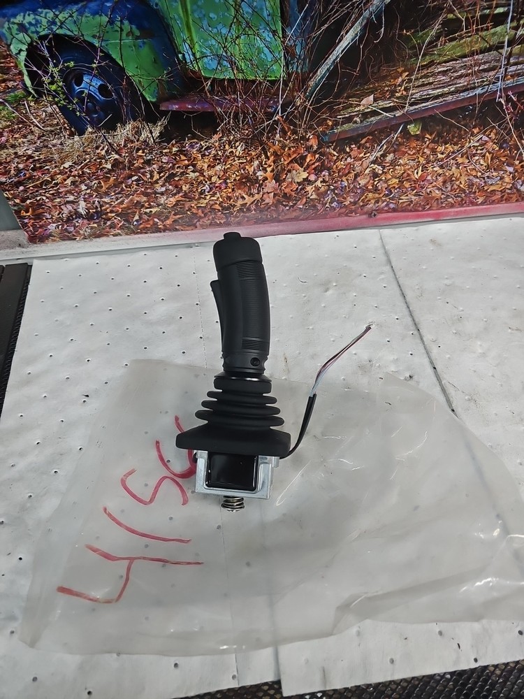 MEC 41566 - JOYSTICK, GEN 3