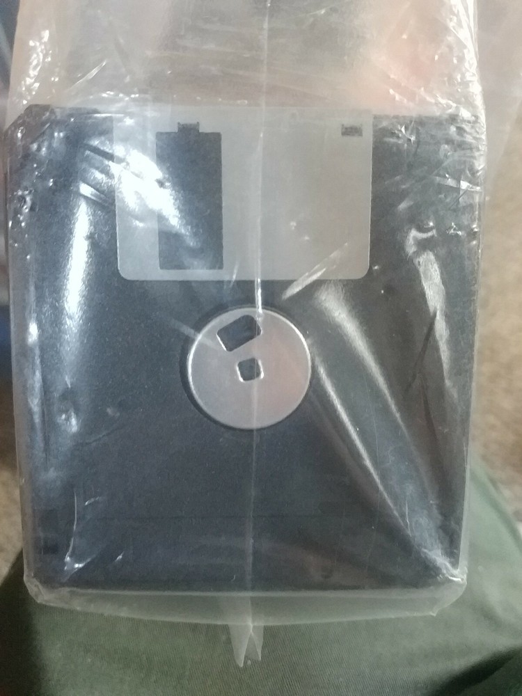 School Smart 50-pack 3.5" DS/HD Floppy Diskettes IBM Formatted