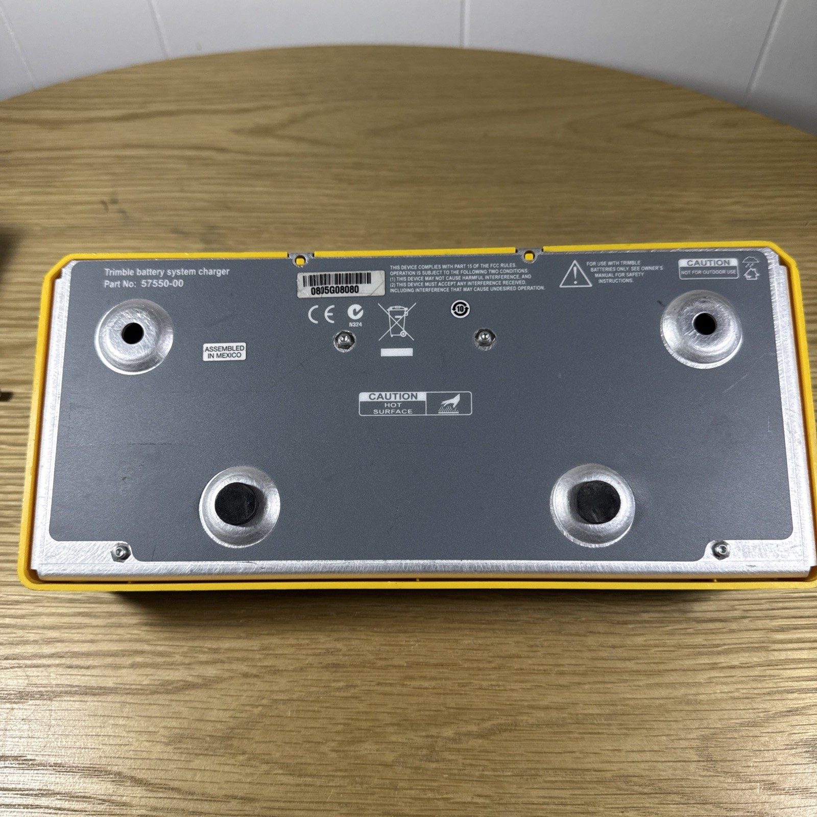 Trimble 57550-00 5-Bay Battery Charger Power Kit w/ AC Adapter Tested