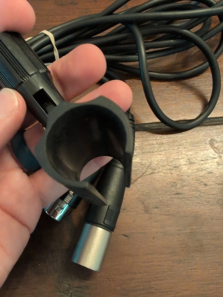 Shure SV 200 Microphone