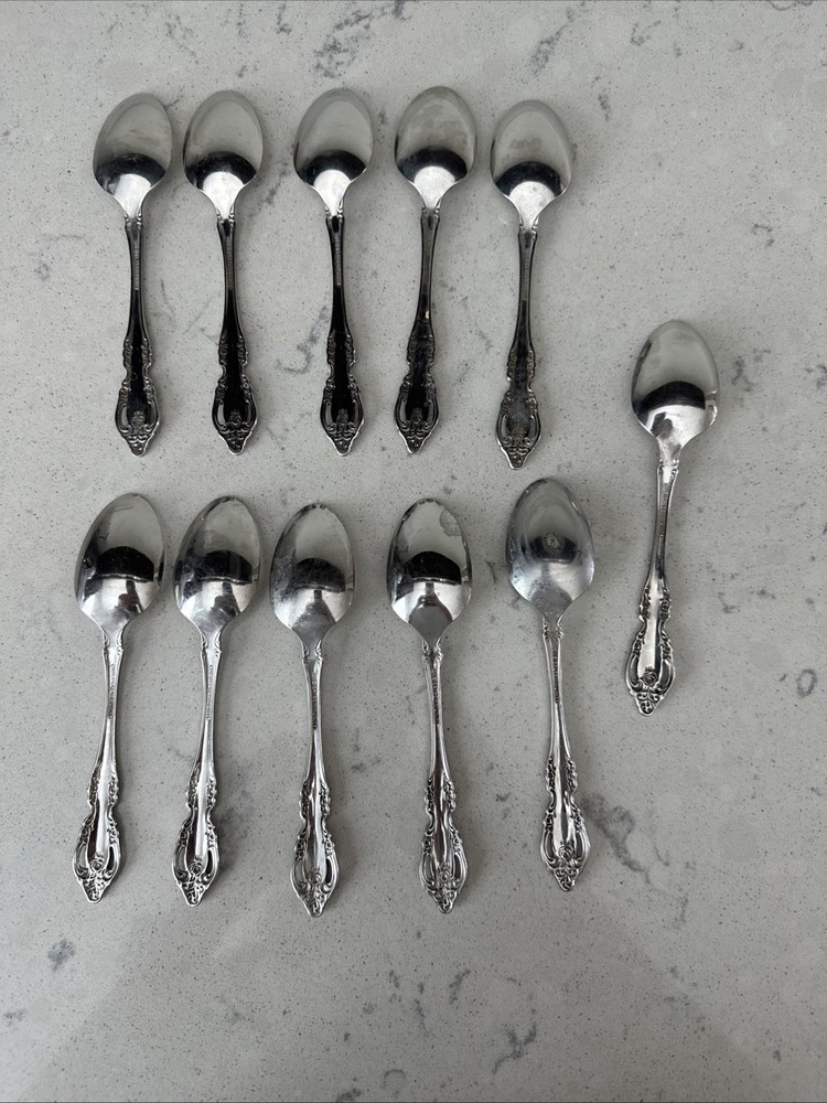 Oneida BRAHMS Community Stainless Flatware & Serving/Hostess 88 Pieces