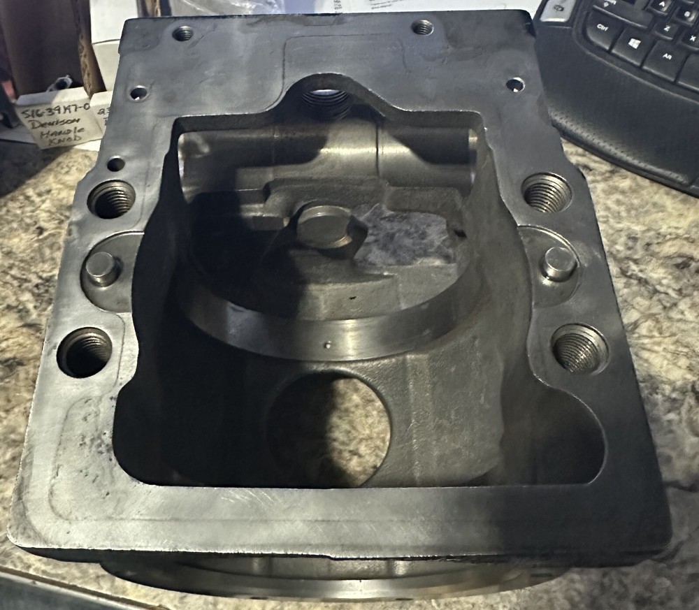 11117294, Danfoss, 90-075, Housing Assembly