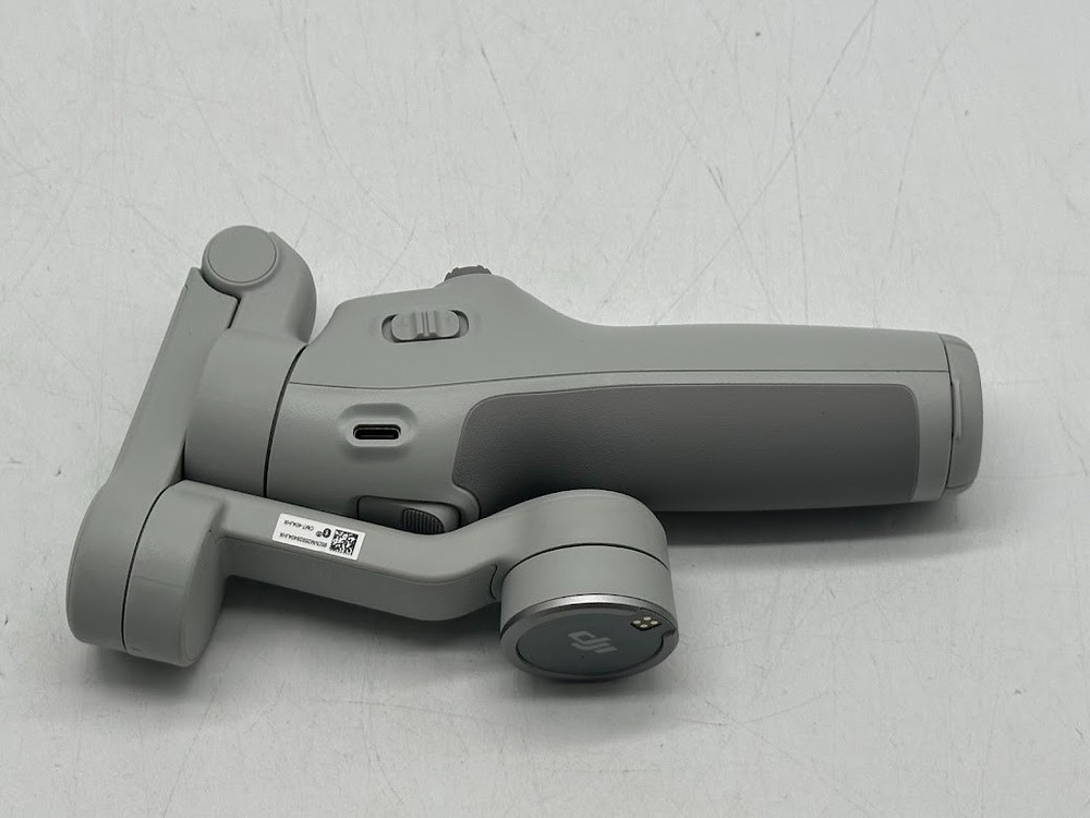 DJI Osmo Mobile 7 Gimbal Stabilizer