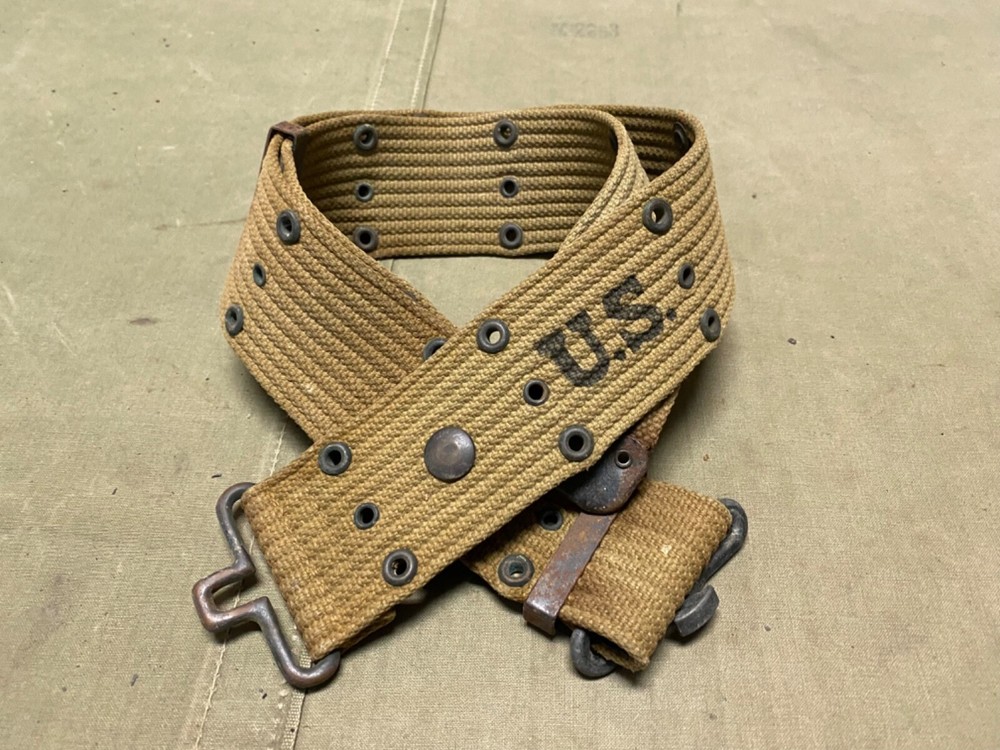ORIGINAL WWII US ARMY M1942 COMBAT EQUIPMENT .45 PISTOL AMMO BELT-OD#3