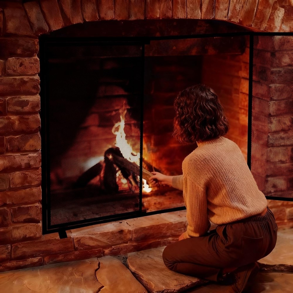 Spark Guard Cover Fireplace Screen 2 Panel Design for Preventing Ember Escape
