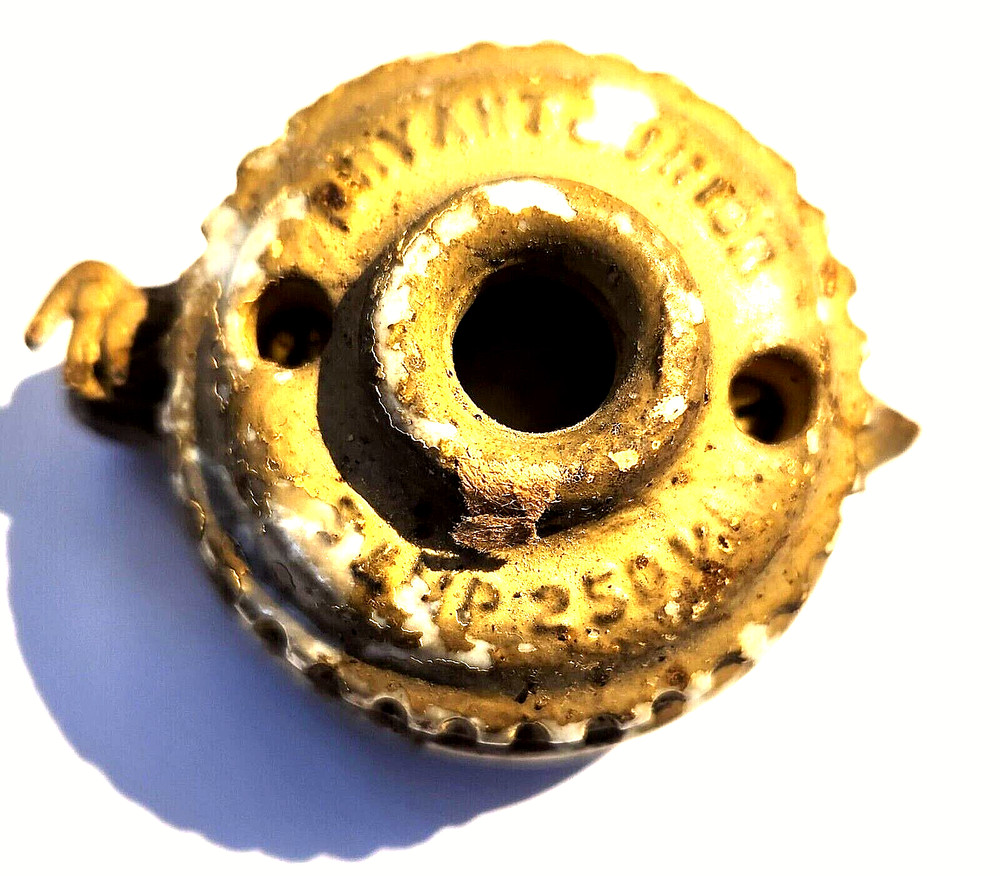 Bryant Junior Ceramic Light Switch Case G5614 250 V no switch