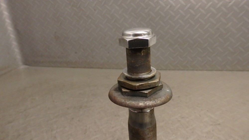 Triumph Thunderbird 900 lower, bottom yoke, fork clamp