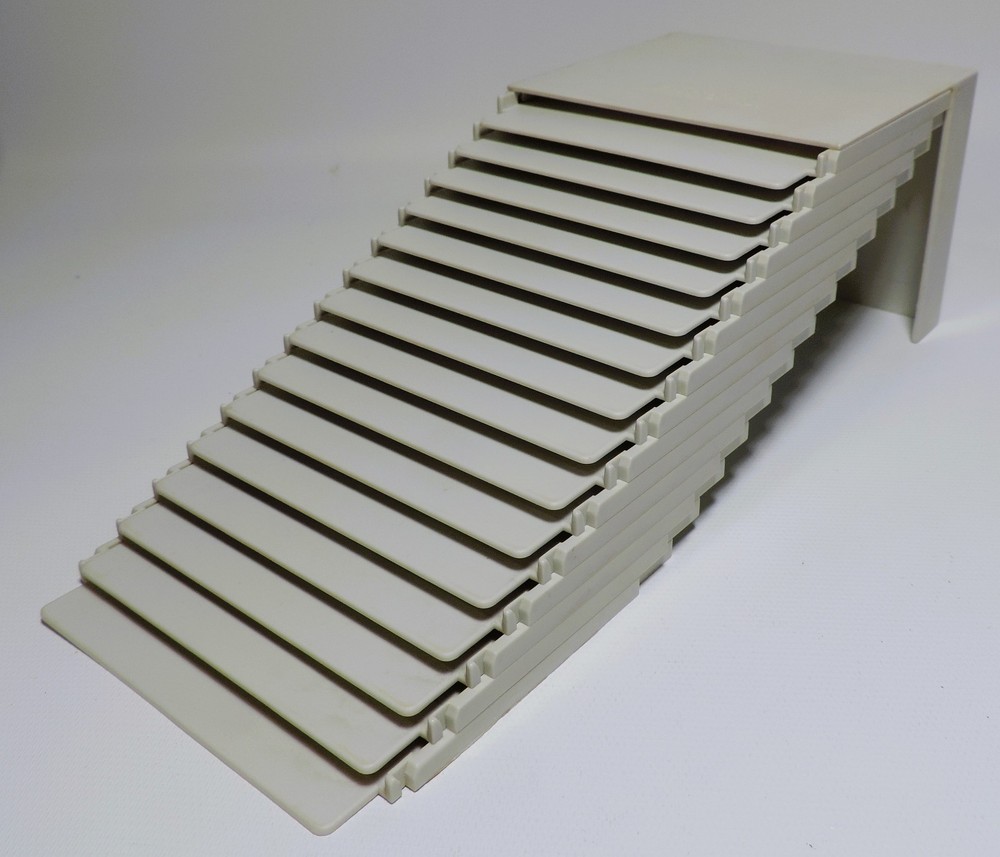 FELLOWS 95350 Step Cube 3 1/2" Diskette File