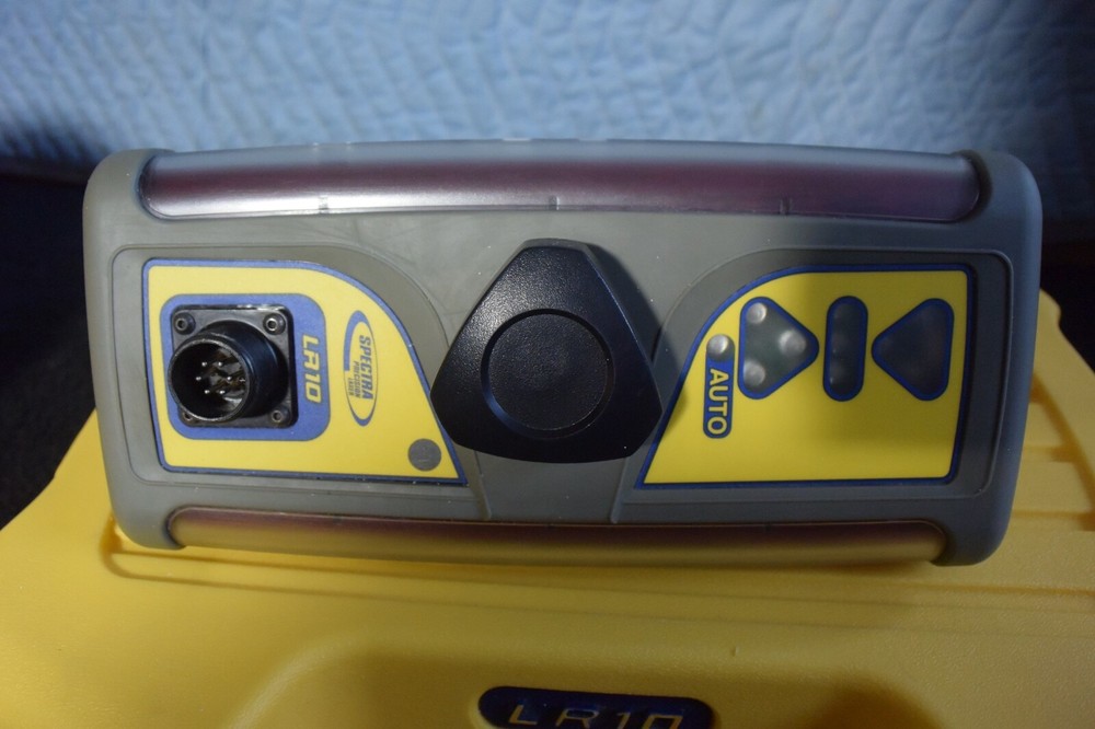 Spectra Precision Model LR10 Laser Receiver with Cable and Case