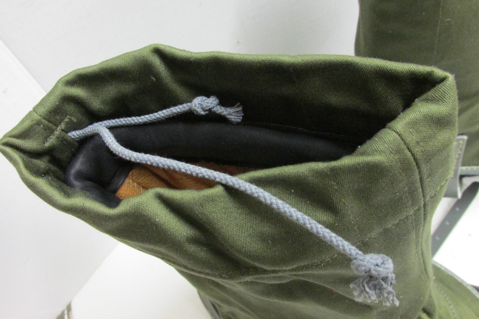 VINTAGE NORWEGIAN MOUNTAIN TROOP BOOT LEG GAITERS NOS