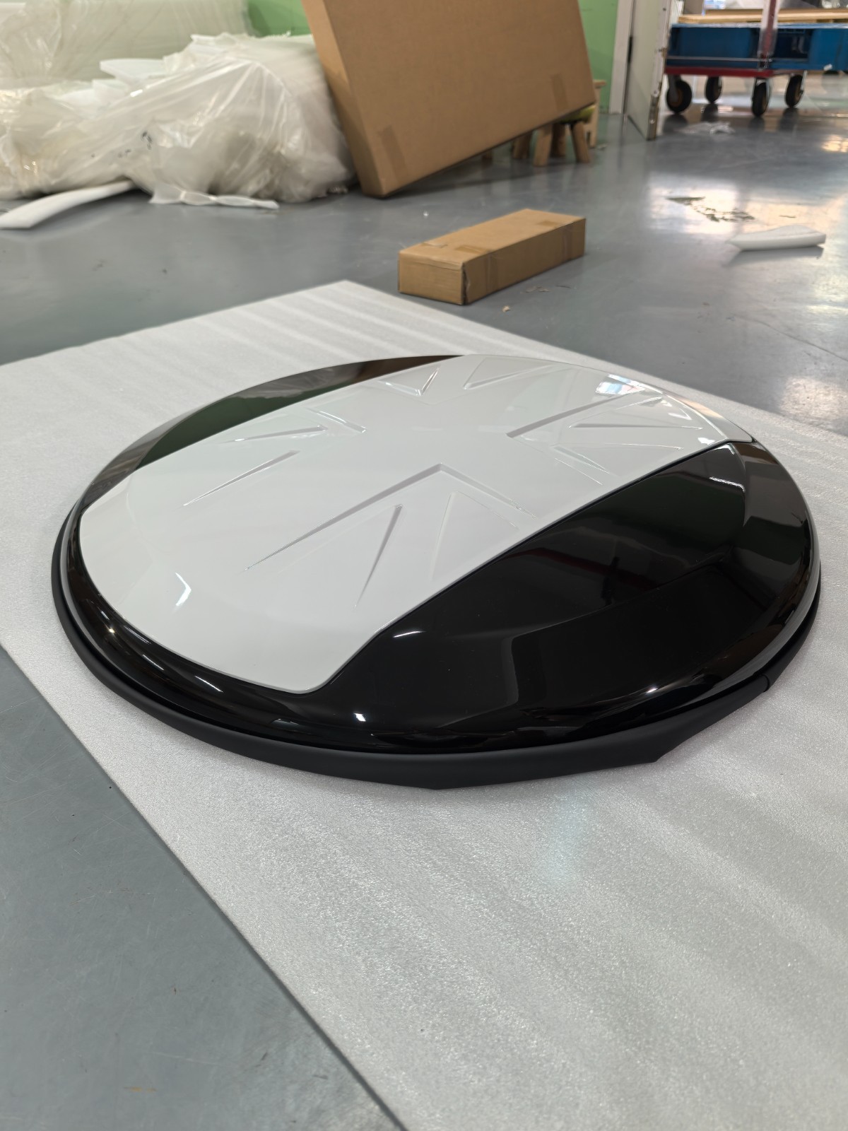 U.S. STOCK Fuji White Spare Tire Cover Fits Land Rover Defender 2020-2025 2026