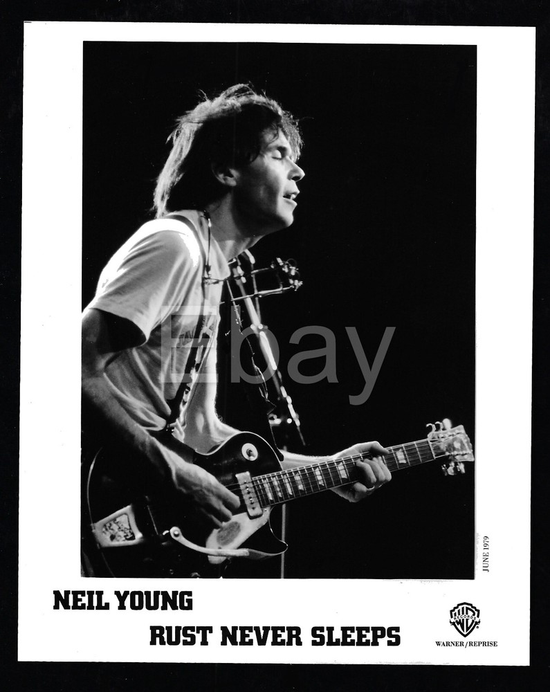 NEIL YOUNG - Promotional Photo 8 X 10 inch