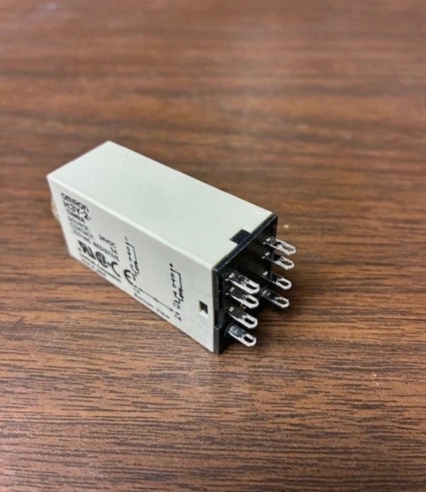 Omron H3Y-2 DC24 1S, Solid State Timer, 24VDC, 1 Sec Rated Time