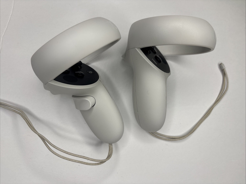 Meta Oculus Quest 2 VR LEFT AND RIGHT Controllers Only - Free Shipping