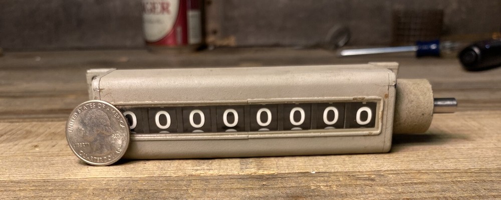 VEEDER-ROOT VISICOUNTER NAVY SURPLUS 1/4 Shaft