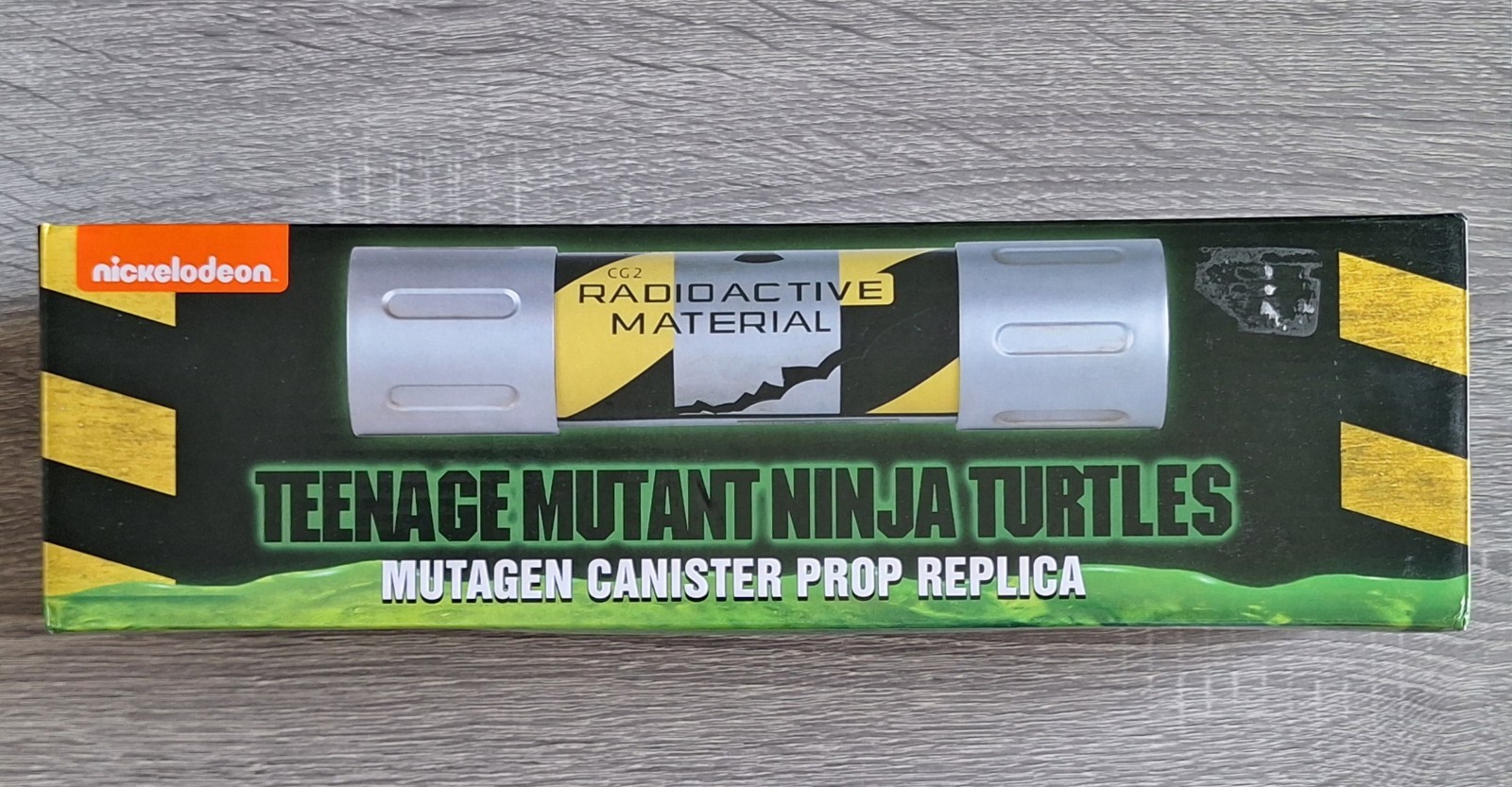 TMNT MUTAGEN CANISTER PROP REPLICA 2018 NECA New