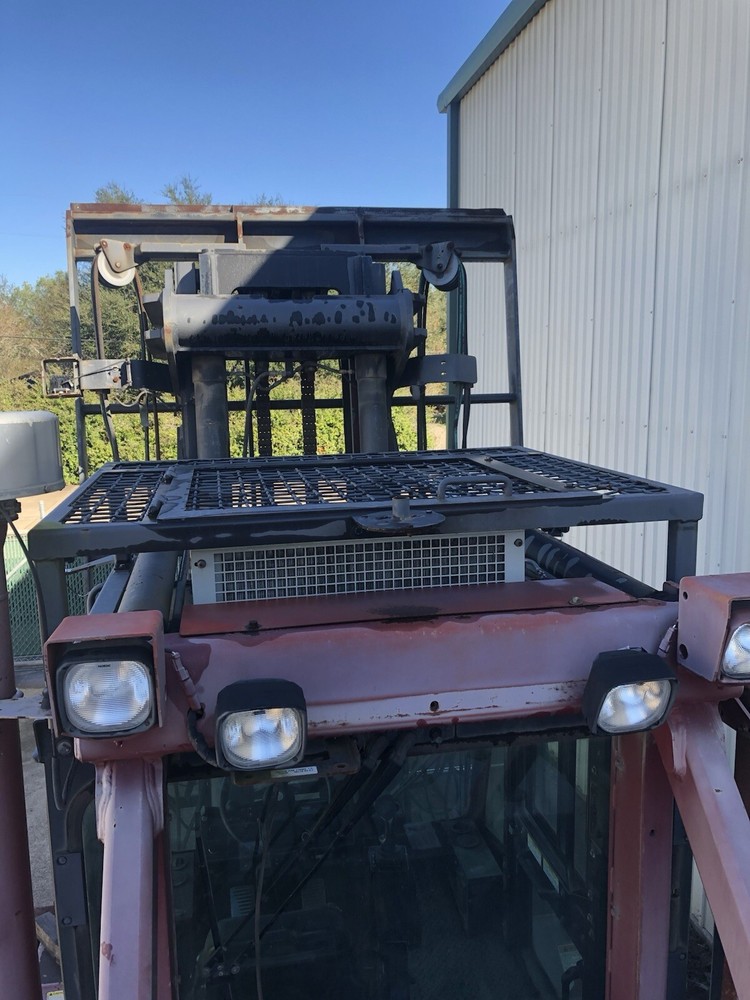 Forklift