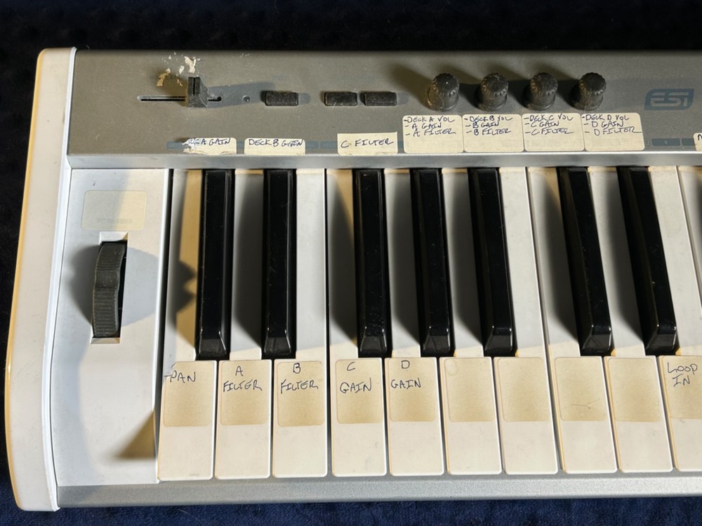 ESI Key Control 25XT Keyboard/Controller (Midi/USB)