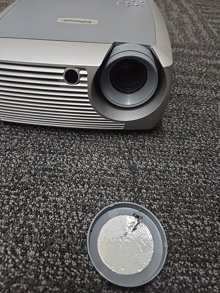 INFOCUS X2 LCD Digital Projector With Bulb, 500hours, Good Condition