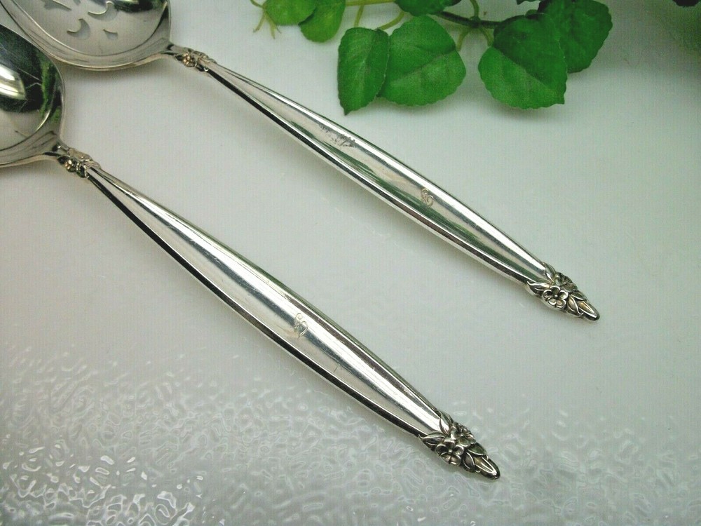 International 1847 Rogers GARLAND Silverplate Pierced & Solid Serving Spoons