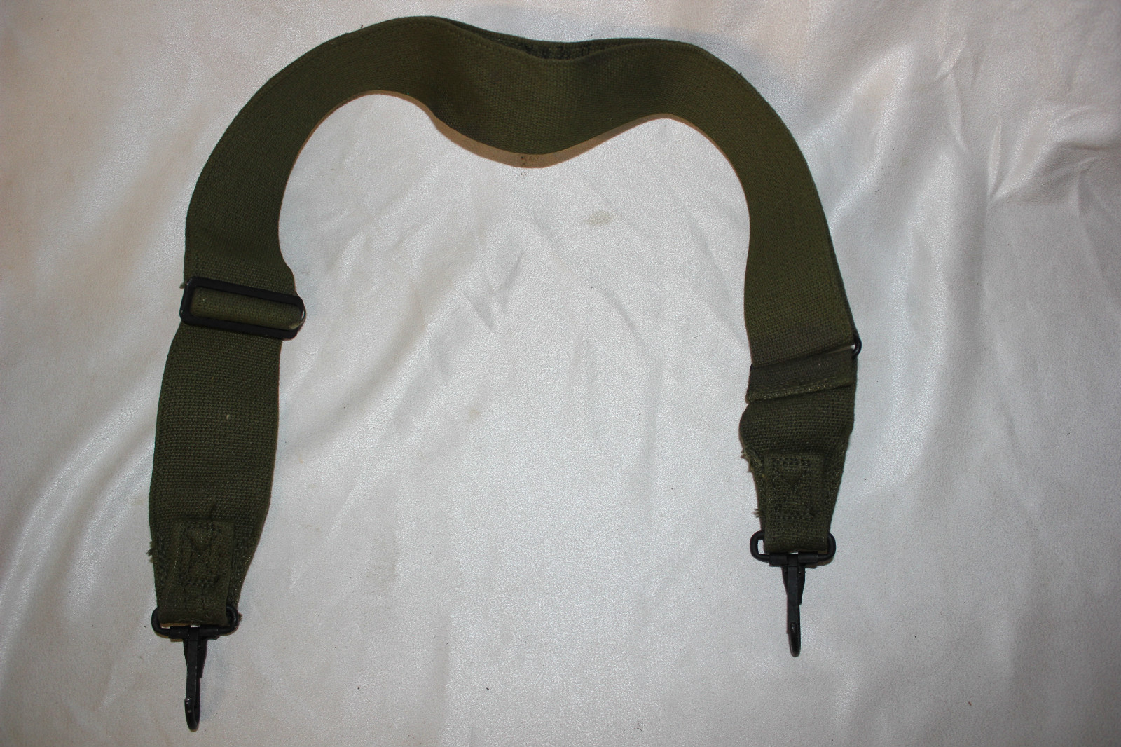 US Military Issue Vietnam Era General Purpose Carry Strap Sling OD Green Canvas
