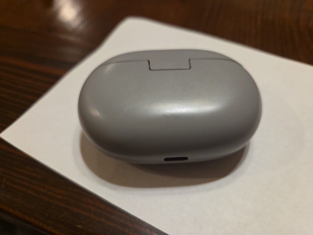 Replacement Beats Studio Buds Moon Gray Dock Case Charger