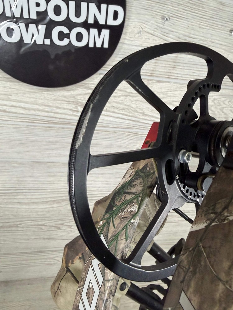 Bowtech Solution Realtree 50-60# Package Right Hand