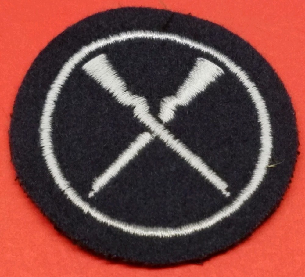 Original German WW 2 Sleeve Patch UNISSUED!! See pics