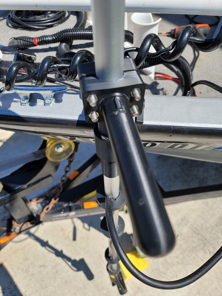 POLE HANDLE FOR TRANSDUCER MOUNT LIVE SCOPE POLE