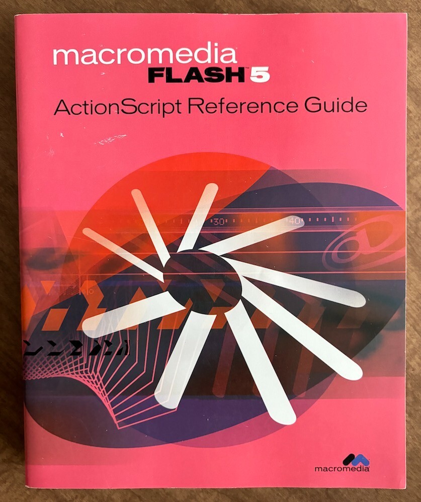 MACROMEDIA FLASH 5 for MAC - EDUCATION version, 2 books and install CD