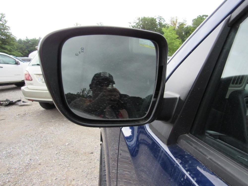 FRONTIER 2023 Glove Box 1067586