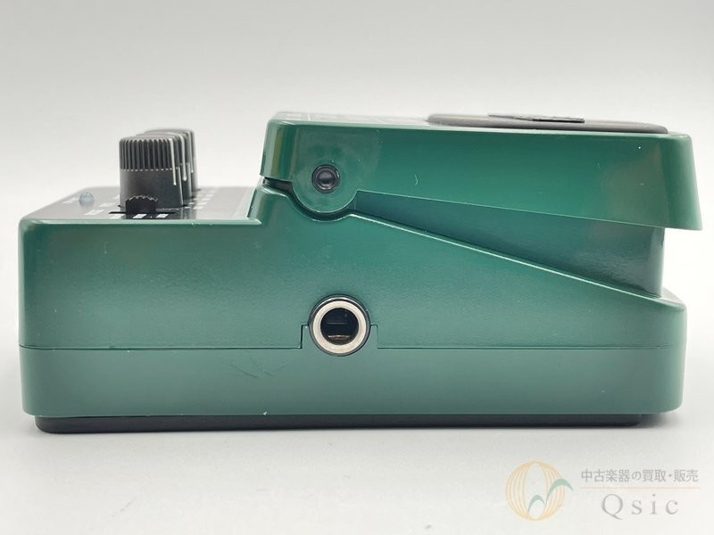 [Used] BEHRINGER UV300 Auto-wah whose response changes depending on picking