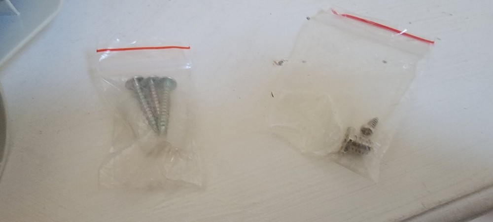 Evertech Housing CCTV Camera Box Weatherproof - Missing one screw