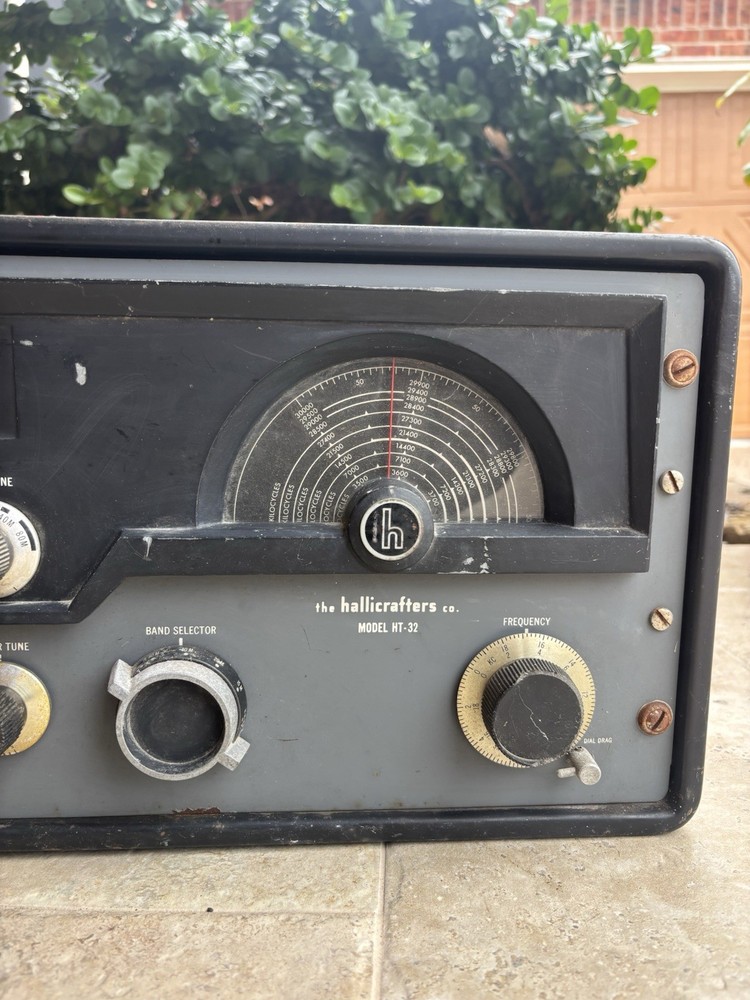 ⭐️Vintage Hallicrafters Ham Radio Transmitter⭐️Model HT-32A⭐️Untested⭐️