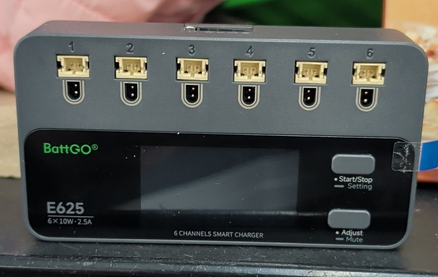 E625 6 Channels 1S lipo Charger Discharger Storage 3.70/4.20V BT2.0 PH2.0