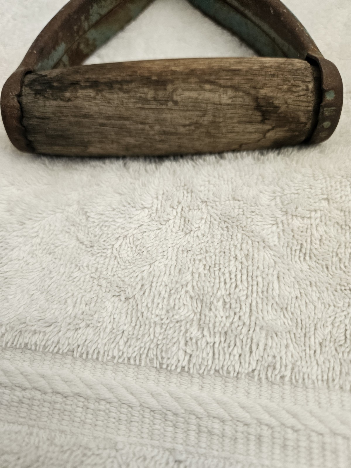 Vintage Metal Wood Shovel Handle Garden Tool Rusty Chippy Blue