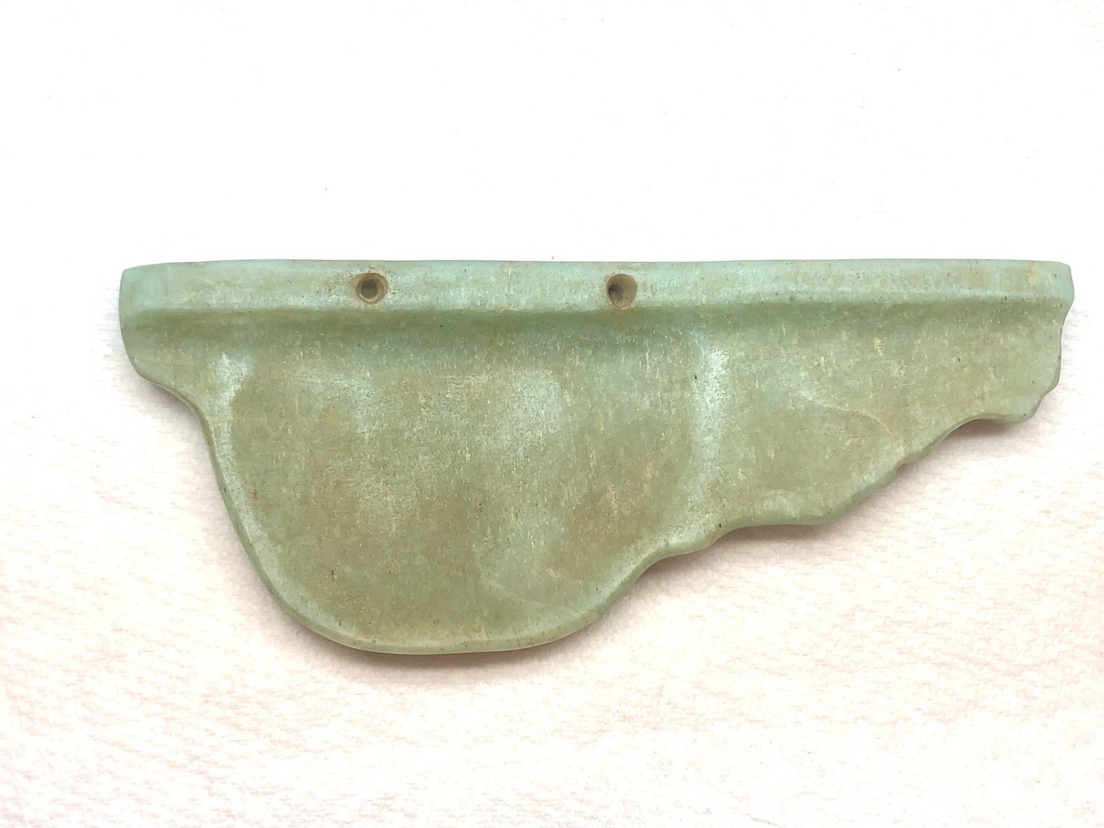 Pre-Columbian Olmec Jade Stone Spoon / Pendant “Saurian” Translucent