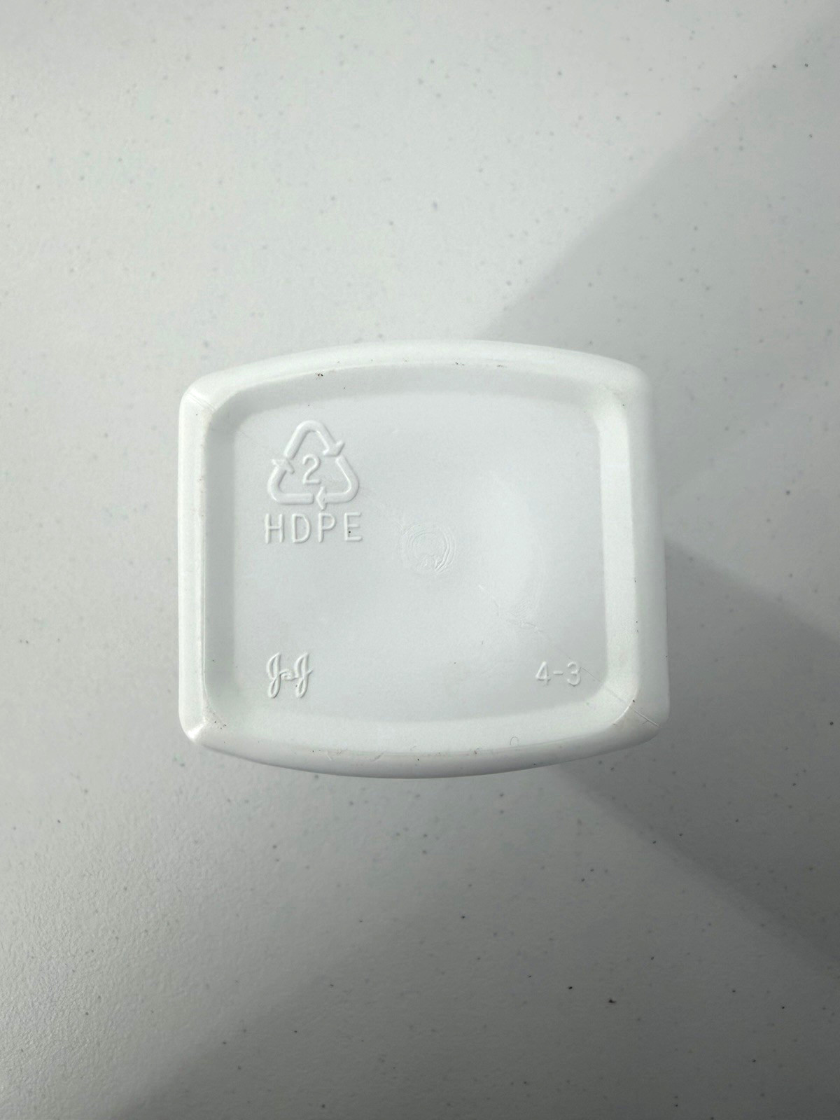 Johnson & Johnson Baby Corn Starch Vintage Powder Bottle Movie Prop 14 Oz