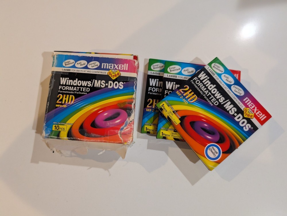 Maxell 3.5" Floppy Disk 1.44MB MF2-HD Formatted  MS-DOS Windows Open Box