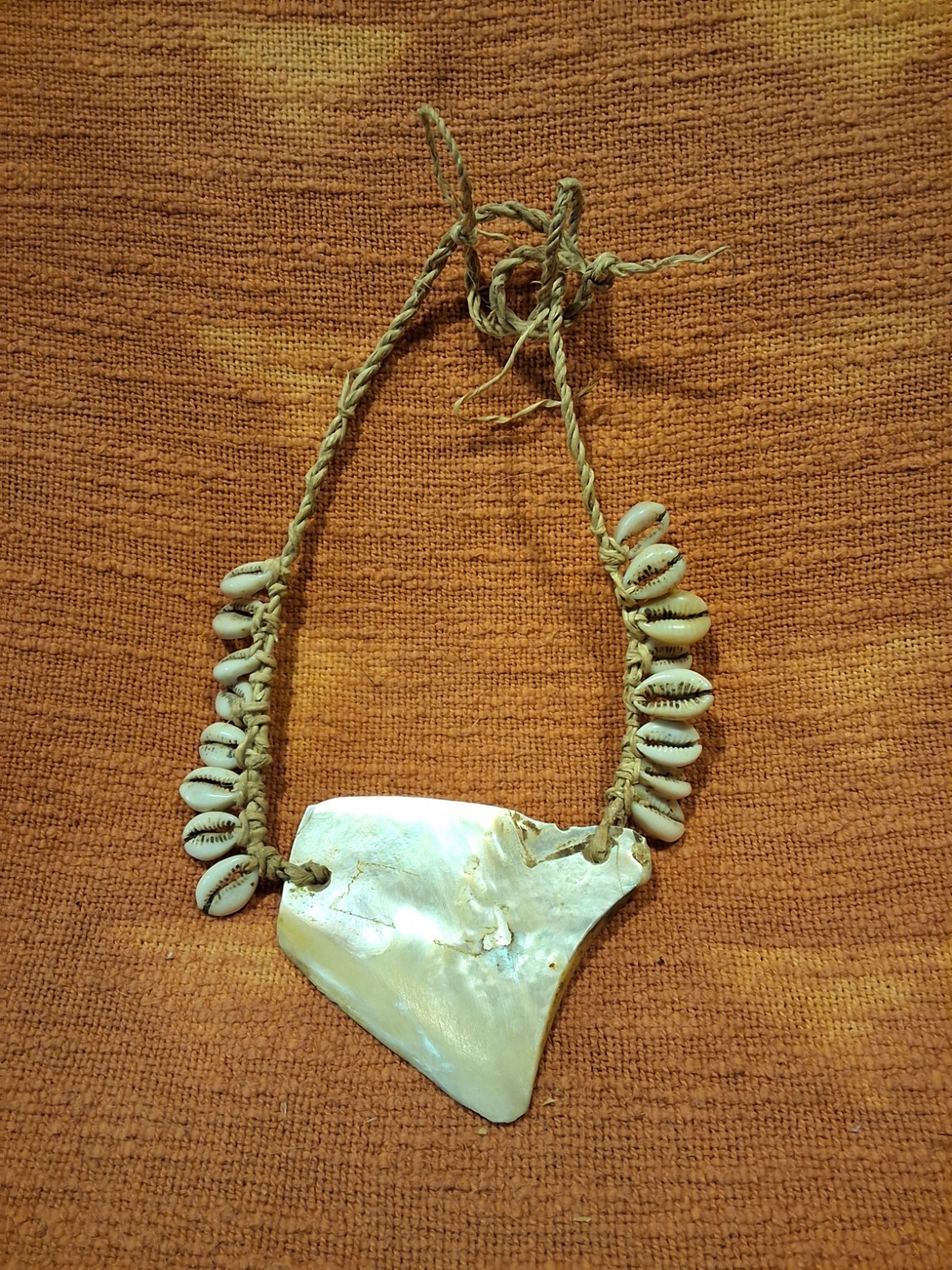 Paupa New Guinea Shell Necklace