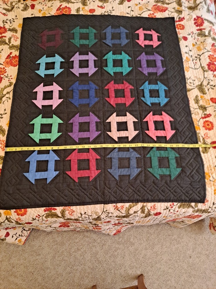Amish Churn Dash/Bow Tie Wall Hanging Quilt