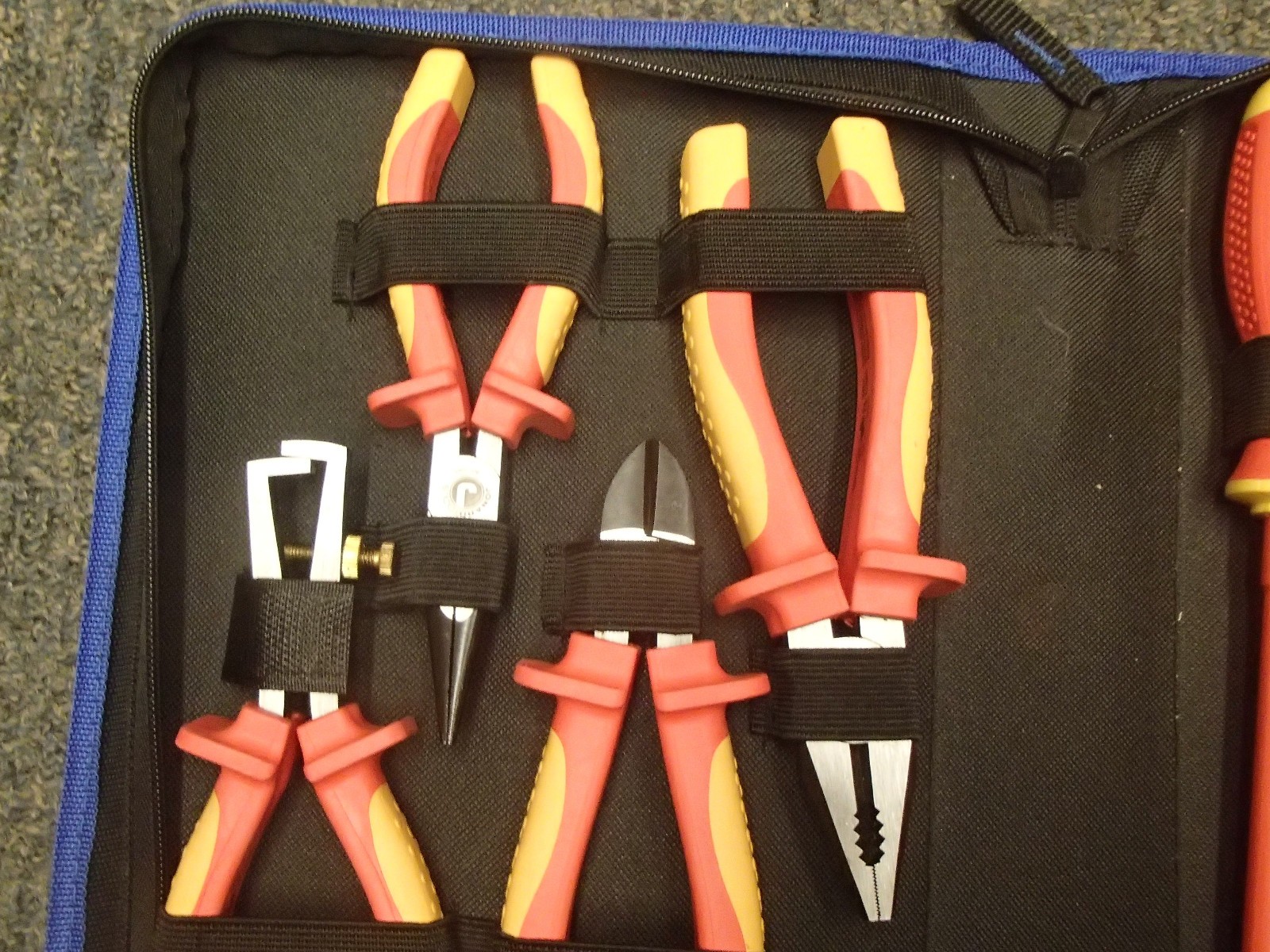 Jonard 11 Piece Insulated Tool Kit TK-110INS