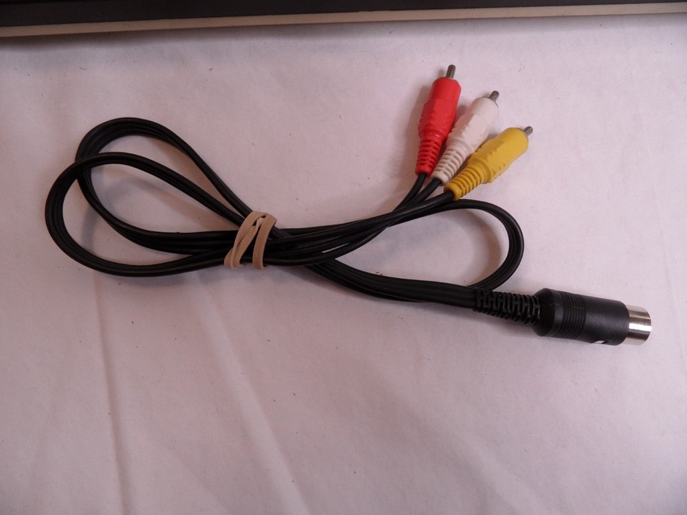 Atari 1200XL Computer Game Console w/ Power & Composit Video cable - Tested