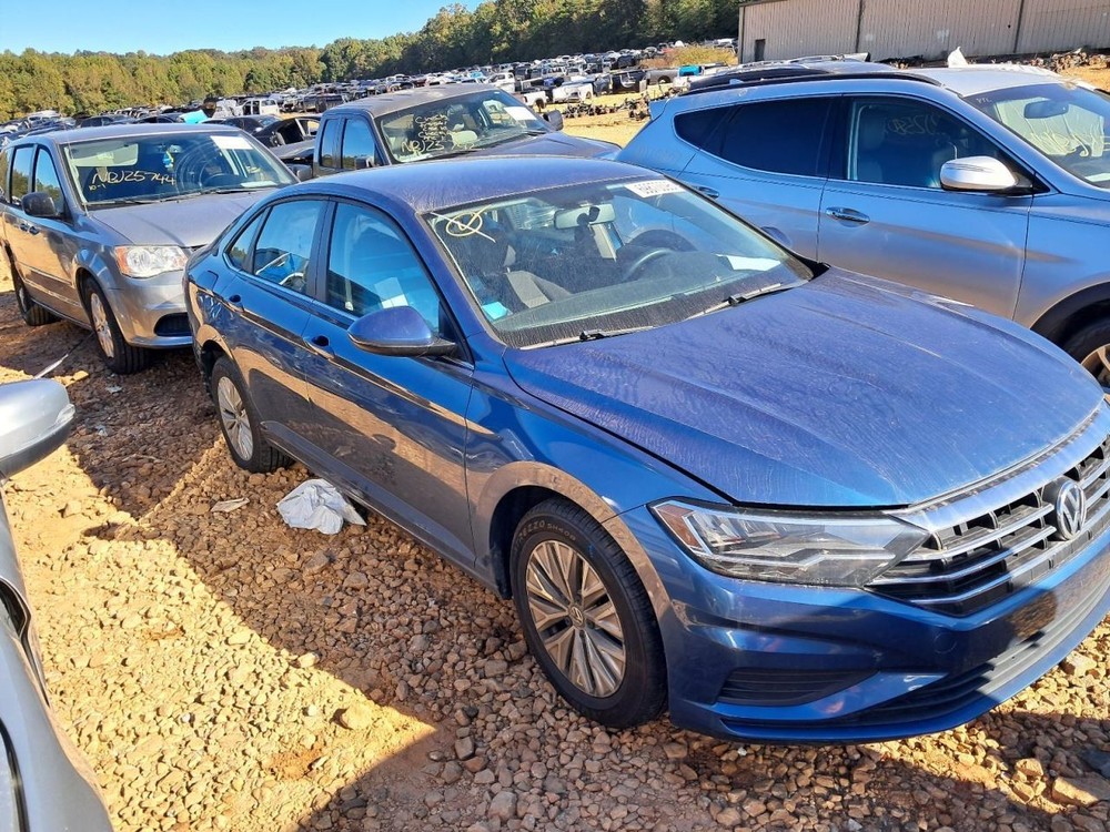 Console Front Floor Fits 19-21 JETTA 4827201