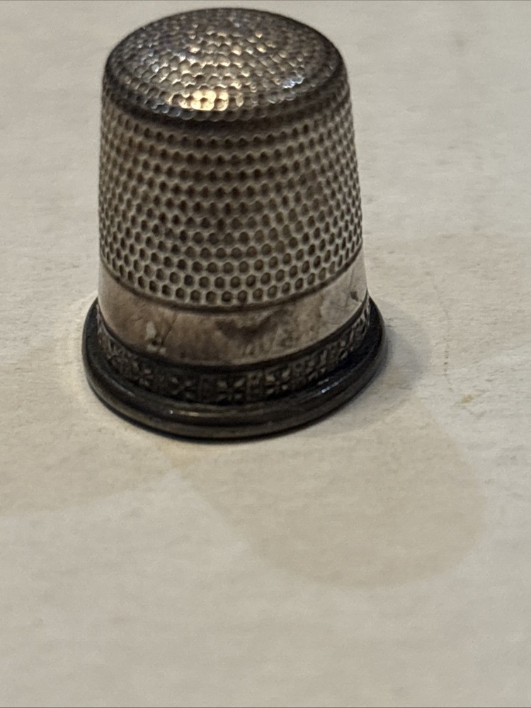 Vintage Simons Bros Sterling Silver Sewing Thimble, size 10
