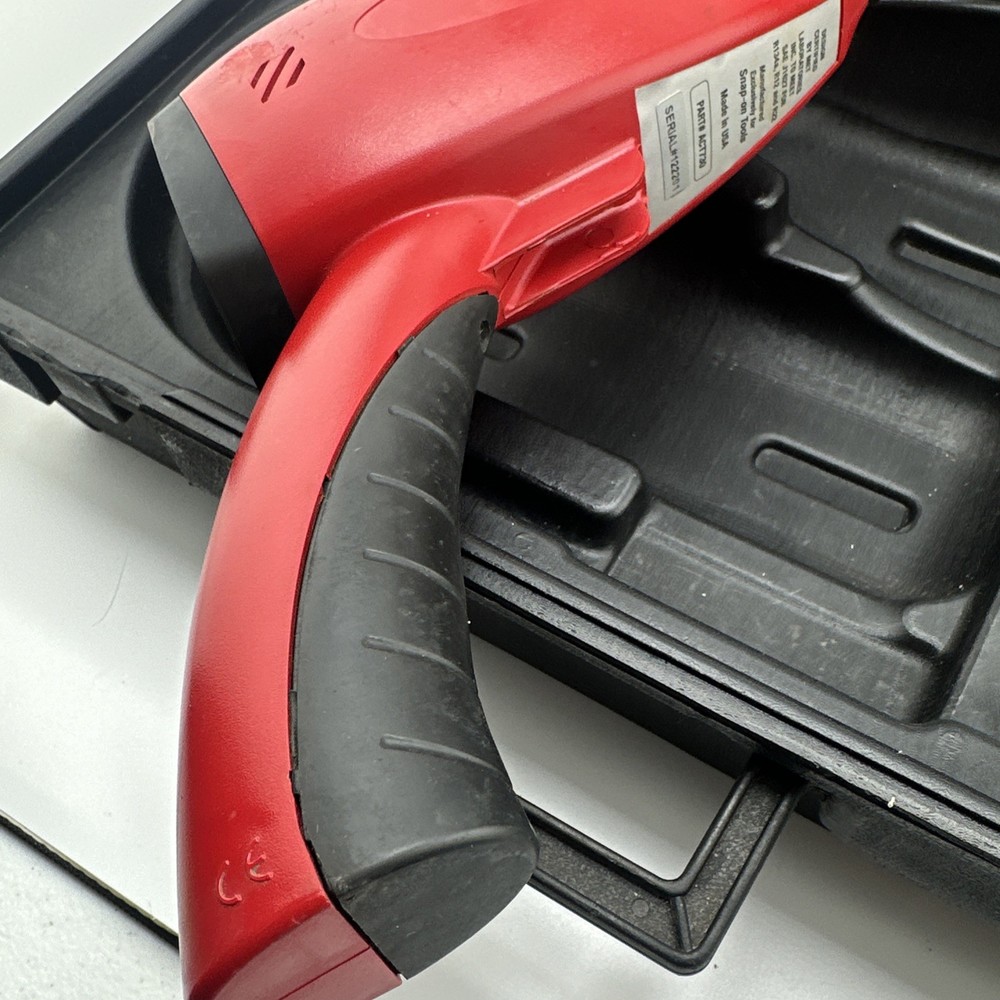 Snap-On Electronic Leak Detector ACT730 with Case